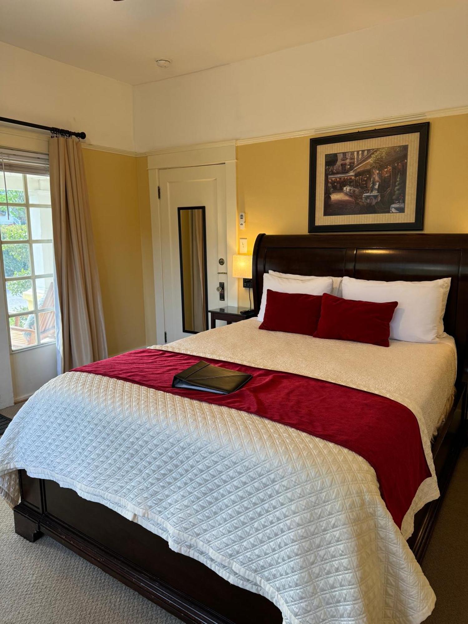 Bayberry Inn B&B And Oregon Wellness Retreat アシュランド エクステリア 写真